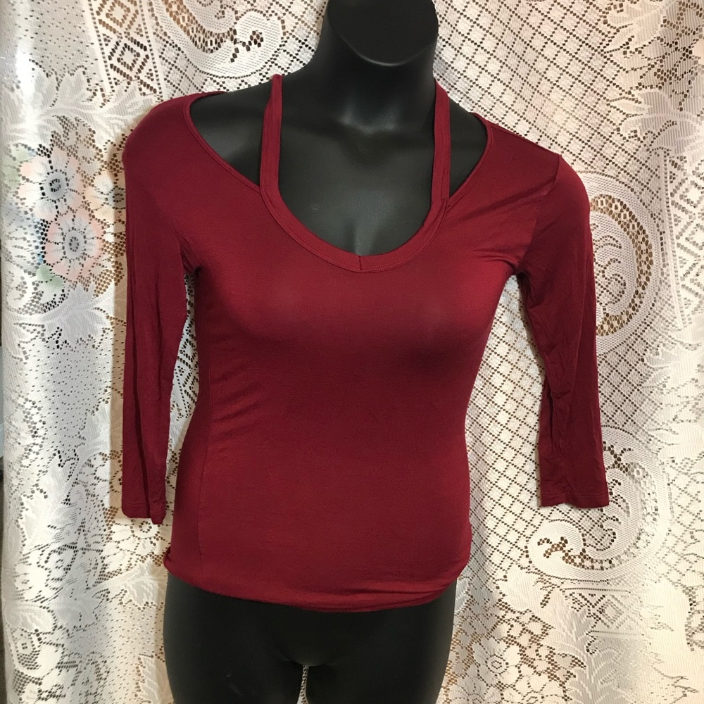 Juniors Burgundy sweater